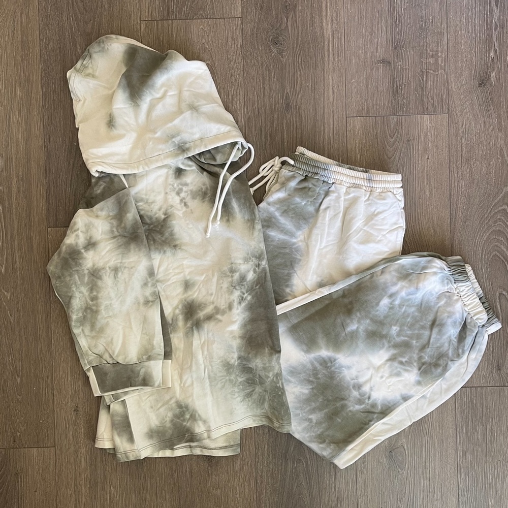 Neutral Tie Dye Sweat Set